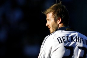 开云下载-德甲争冠白热化，马刺强势战术碾压开拓者启示录